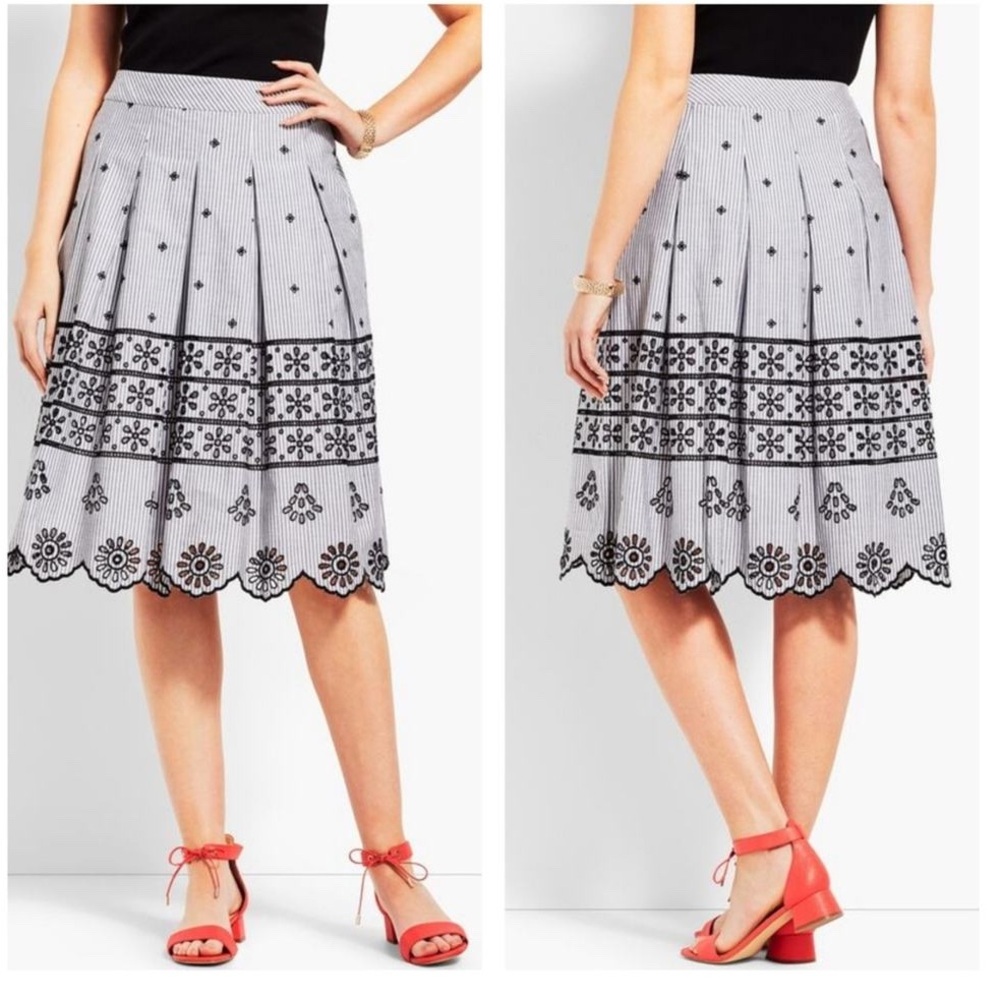 Talbots Eyelet Pleated Embroidered Skirt Size 10 Petite